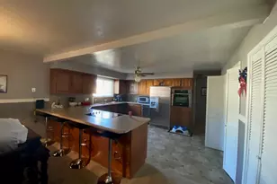 10456 S 3010 W, South Jordan, UT 84095 - Photo 9