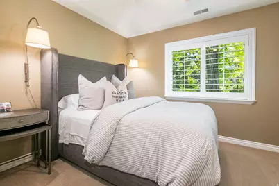1146 E Woodbriar Cir S, North Salt Lake, UT 84054 - Photo 43