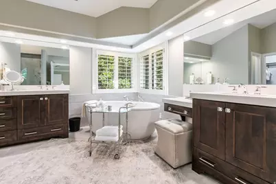 1146 E Woodbriar Cir S, North Salt Lake, UT 84054 - Photo 9