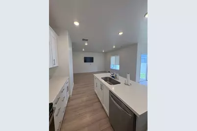 4235 W Anasazi Park Ct, Riverton, UT 84096 - Photo 7