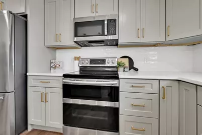1771 Beaumont Dr, Kaysville, UT 84037 - Photo 11
