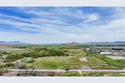 1211 E Center St #1, Lewiston, UT 84320 - Photo 3