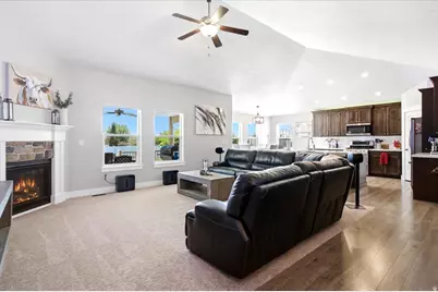 2973 W Red Sand Rd, West Haven, UT 84401 - Photo 13