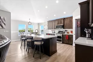 2973 W Red Sand Rd, West Haven, UT 84401 - Photo 9