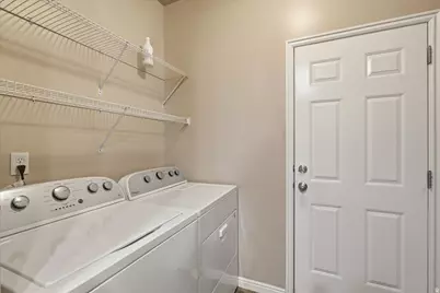 5223 W Swift Water Way, West Jordan, UT 84081 - Photo 15