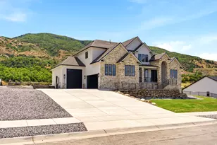 1056 N Wizard Hts, Kaysville, UT 84037 - Photo 3