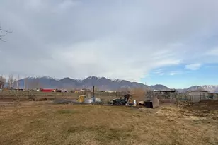 6167 S 2800 W, Lake Shore, UT 84660 - Photo 3