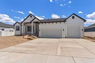 3188 S 5250 W, Hooper, UT 84315 - Photo 3