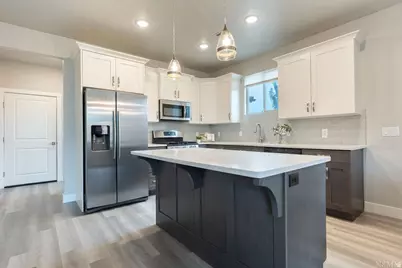 1576 Evergreen Dr, Saint George, UT 84790 - Photo 13