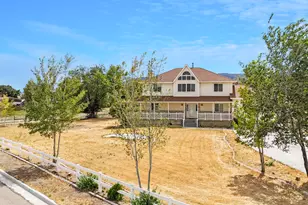 190 E 600 N, Ferron, UT 84523 - Photo 41