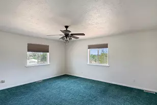 190 E 600 N, Ferron, UT 84523 - Photo 19