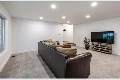 334 Clark St, Murray, UT 84107 - Photo 35