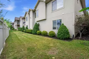 6698 S Hidden Ml Cv, Cottonwood Heights, UT 84121 - Photo 41