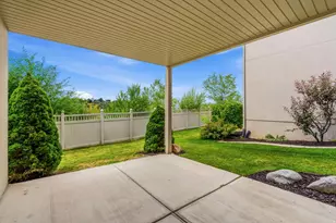 6698 S Hidden Ml Cv, Cottonwood Heights, UT 84121 - Photo 39