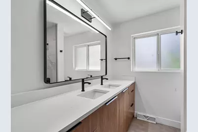 659 E Riviera Cir, South Salt Lake, UT 84106 - Photo 11