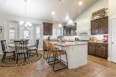 6984 W Boulder Ridge Cir, Herriman, UT 84096 - Photo 11