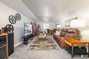 6984 W Boulder Ridge Cir, Herriman, UT 84096 - Photo 31