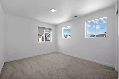 4896 S Snarr Haven Ct W, Taylorsville, UT 84129 - Photo 23