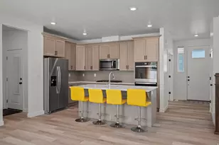 4896 S Snarr Haven Ct W, Taylorsville, UT 84129 - Photo 7