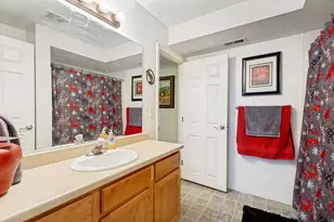 721 W Fairway Dr, Sandy, UT 84070 - Photo 9