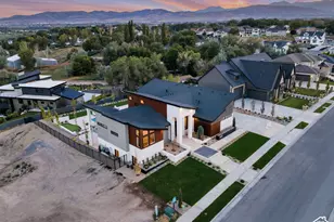 1023 W Reining Wy, Riverton, UT 84065 - Photo 5