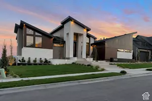 1023 W Reining Wy, Riverton, UT 84065 - Photo 3