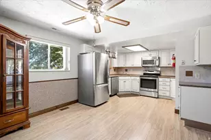 241 N Polk Ave, Ogden, UT 84404 - Photo 13