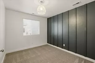 917 W Stonehaven Dr, North Salt Lake, UT 84054 - Photo 23