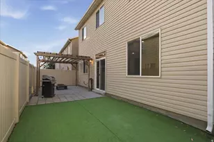 917 W Stonehaven Dr, North Salt Lake, UT 84054 - Photo 27