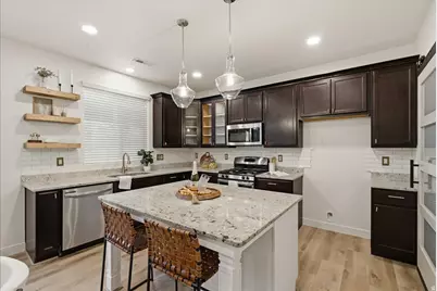 917 W Stonehaven Dr, North Salt Lake, UT 84054 - Photo 11
