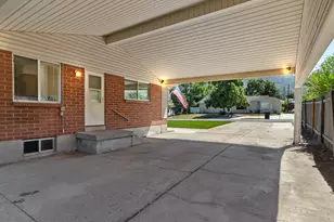 6566 S 2425 E, Cottonwood Heights, UT 84121 - Photo 5