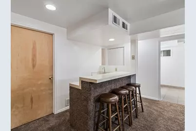 6566 S 2425 E, Cottonwood Heights, UT 84121 - Photo 29