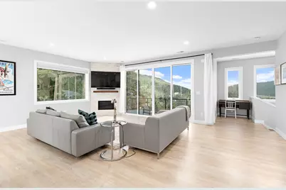 329 Matterhorn Dr, Park City, UT 84098 - Photo 1