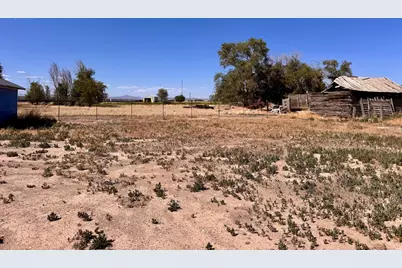 47 E 100 N, Lynndyl, UT 84640 - Photo 23