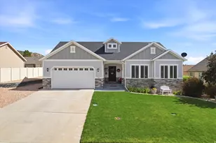 458 E 350 S, Nephi, UT 84648 - Photo 3