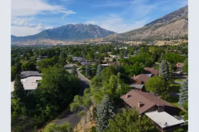 2753 N Edgewood Dr E, Provo, UT 84604 - Photo 27