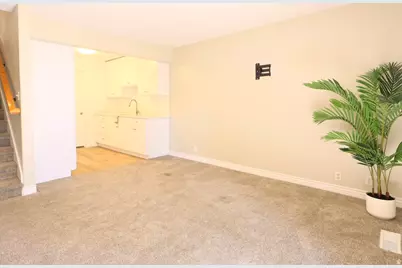 2753 N Edgewood Dr E, Provo, UT 84604 - Photo 13