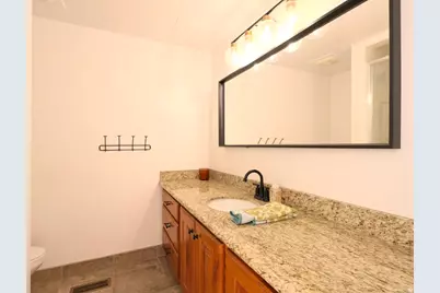 2753 N Edgewood Dr E, Provo, UT 84604 - Photo 17
