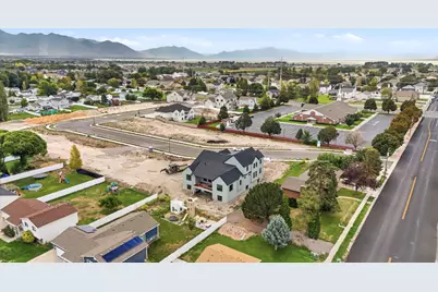 1664 W Felt Dr #13, Lehi, UT 84043 - Photo 17