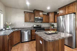 9256 Prairie Dunes Way, Eagle Mountain, UT 84005 - Photo 13