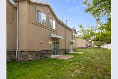 1546 W Compass Point Ln S #2B, West Jordan, UT 84084 - Photo 3