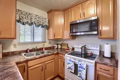 6315 S Stokewater Dr, Taylorsville, UT 84129 - Photo 9