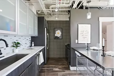 360 W Broadway S #613, Salt Lake City, UT 84101 - Photo 3