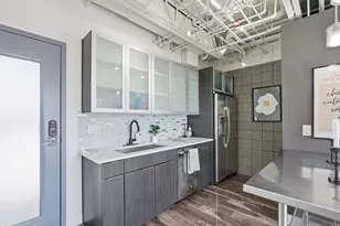 360 W Broadway S, Salt Lake City, UT 84101 - Photo 3