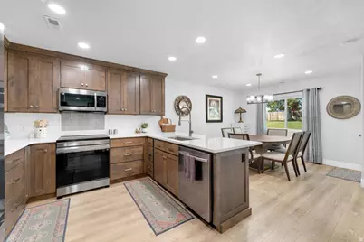 377 N 1140 E, Payson, UT 84651 - Photo 7