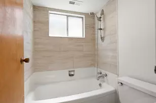 131 S 1000 E, Salt Lake City, UT 84102 - Photo 15