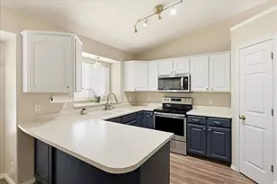 4039 W 4900 S, Roy, UT 84067 - Photo 9
