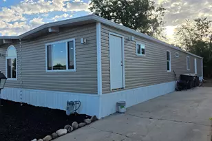 8949 S Reliance Dr W, Sandy, UT 84070 - Photo 3