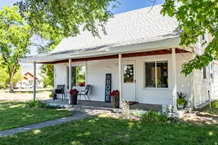 407 S 100 E, Hyrum, UT 84319 - Photo 29