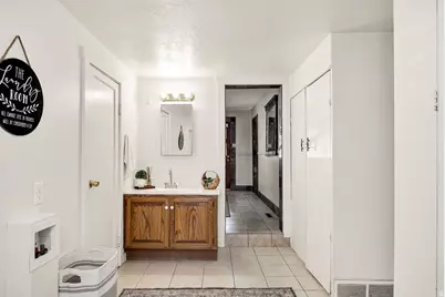 407 S 100 E, Hyrum, UT 84319 - Photo 17
